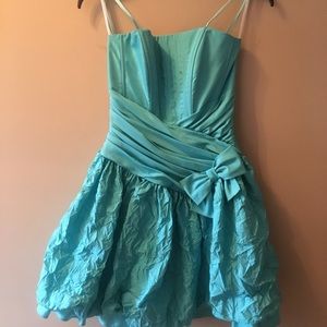 Jessica McClintock Jr Prom dress